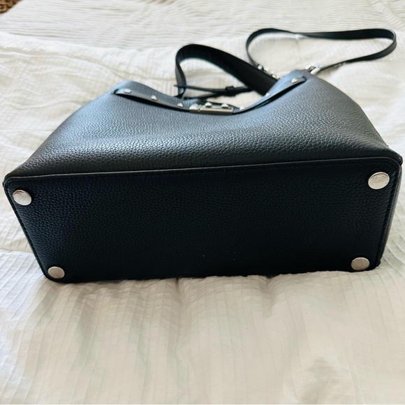 Michael Kors Black Leather Women's Bag - Picture 2 of 5